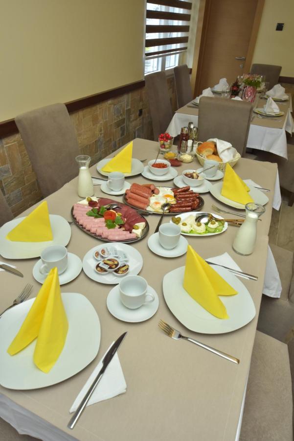 Luznjanin Restoran I Sobe Hotell Josanicka Banja Exteriör bild